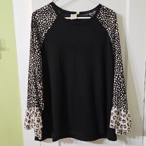 Black Raglan Tunic with Leopard-Trimmed Ruffle Sleeves